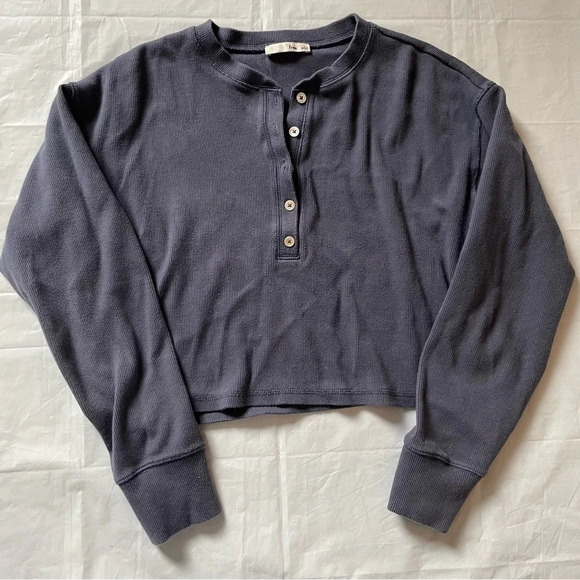 👚Wilfred Free by Aritzia  Dusty Blue Crop Top! Woman’s Size Small 👚 - Picture 5 of 11